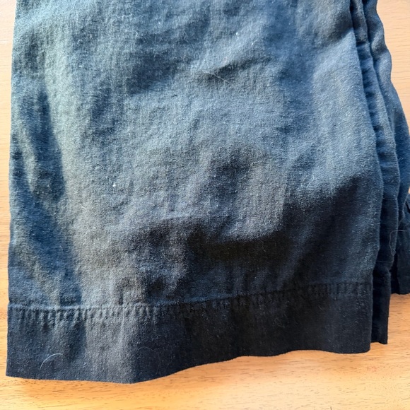 Bundle of THREE Old Navy Women's Wide Leg Pants - Black, White, and Navy - Picture 6 of 7